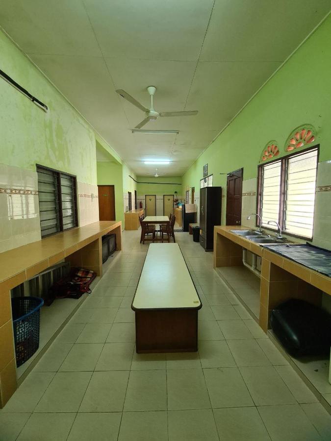Penginapan Harmoni Inn Kuala Terengganu Buitenkant foto