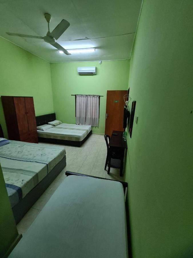 Penginapan Harmoni Inn Kuala Terengganu Buitenkant foto